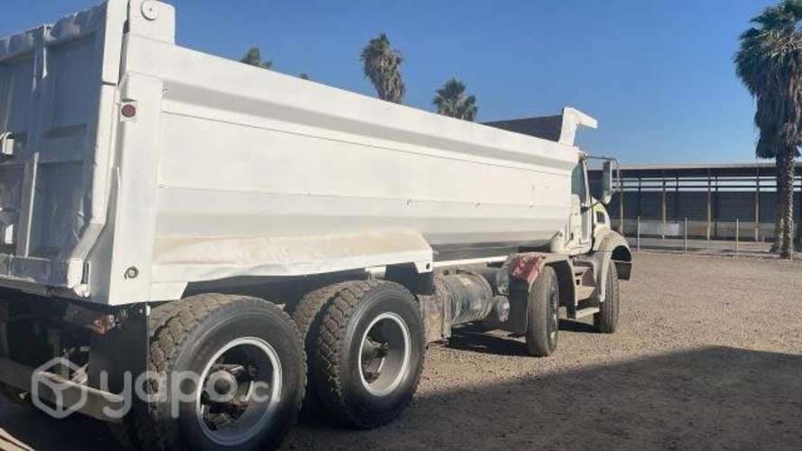 Vendo Camión Mack 8X4 Tolva