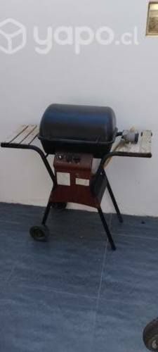 Parrilla a gas, con piedras volcánicas