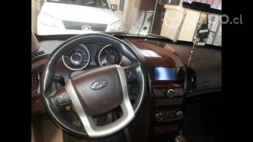 Mahindra xuv500 2014 tope de linea