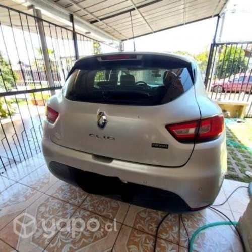 RENAULT CLIO 2016