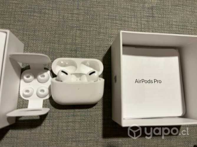 AirPods Pro blancos