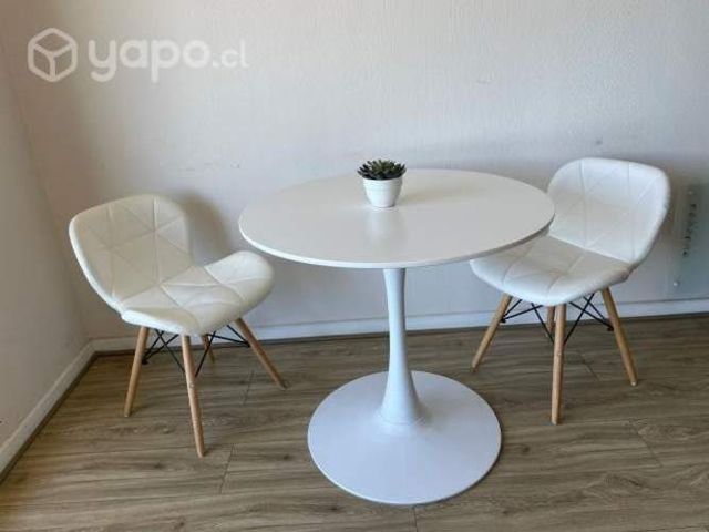 Comedor Mesa y 2 sillas