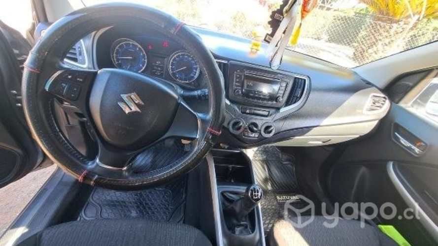 Vendo auto Suzuki Baleno 2017