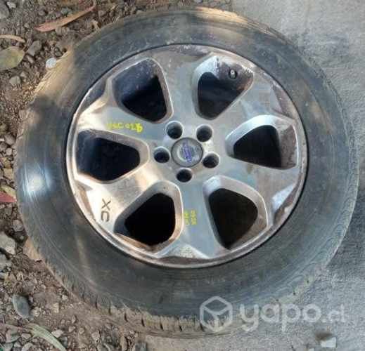 Llanta Aluminio Detalle Con Neumático Volvo XC60