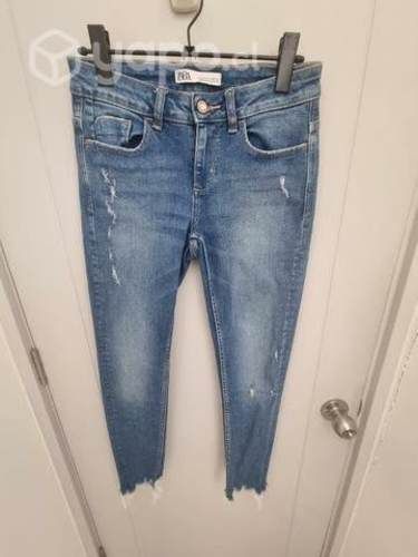 Ropa de mujer Zara entre otras