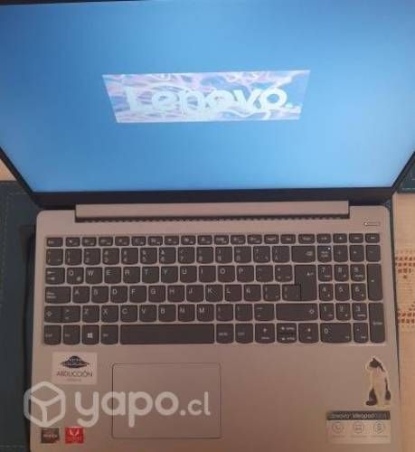 Notebook LENOVO