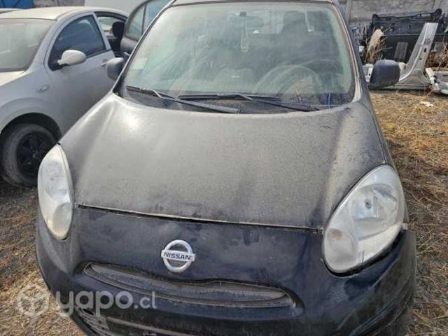 Capot nissan march 2017