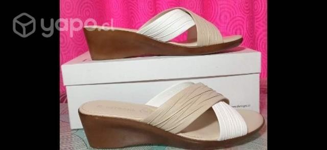 Sandalias N°38 Mujer nuevas