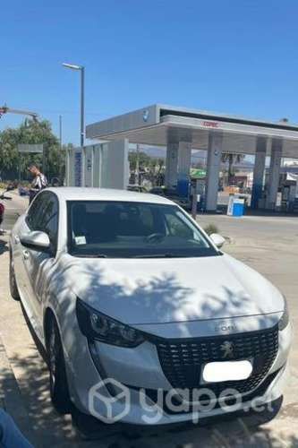 Peugeot 208 2021