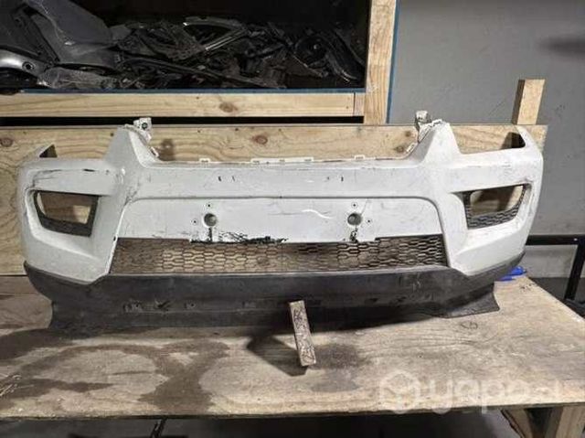 Parachoque mahindra pick up (2018-2022)/gab