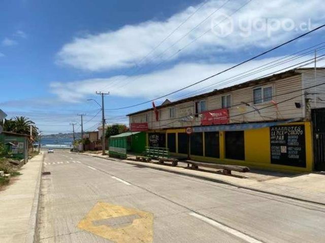 Propiedad comer con 2 casas y 7 departament