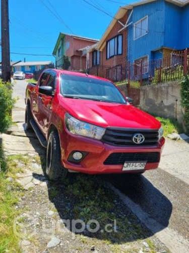 Toyota hilux dx 4x4 2017