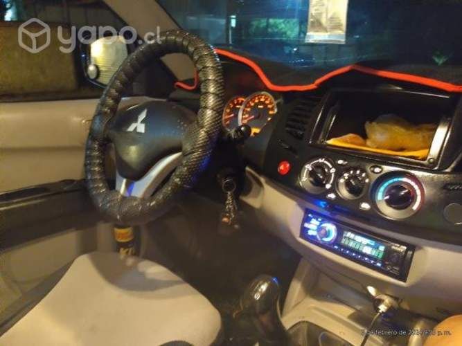 Mitsubishi l200 KatanaCRM 2014 precio conversable