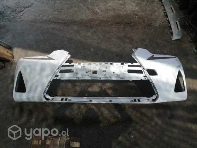 Parachoque delantero lexus is 200 is 