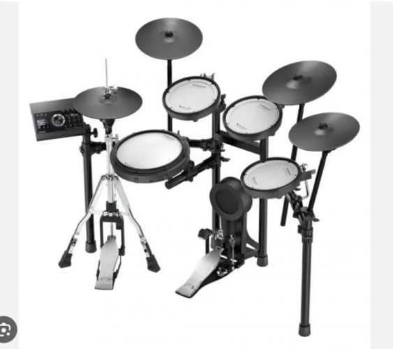 Batería Roland Td-17kvx + Sillín/pedal/atril/audif