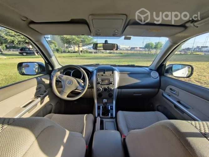 Suzuki Grand Nomade 2.0 GLX 4x2 año 2010