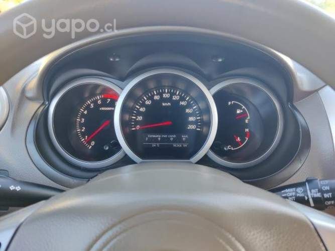 Suzuki Grand Nomade 2.0 GLX 4x2 año 2010