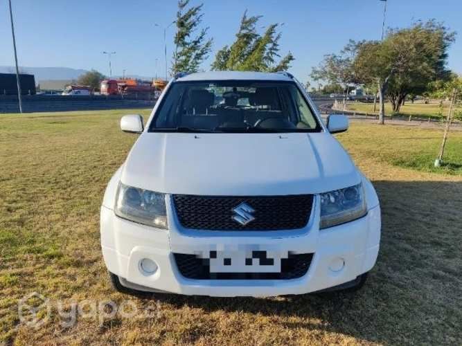 Suzuki Grand Nomade 2.0 GLX 4x2 año 2010