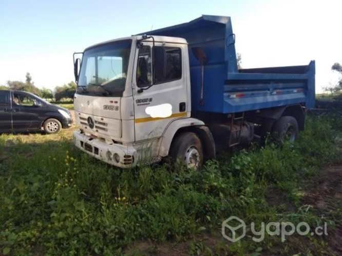 Camión Mercedes Benz año 2005