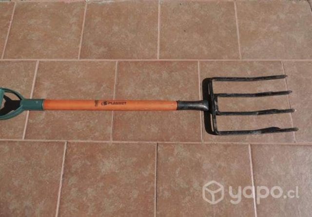 Horqueta laya 4 ganchos mango madera Plasmet