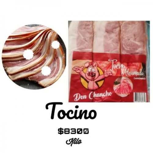 Hojas de plátano y jamón planchado