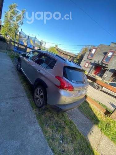 Peugeot 2008 allure bluehndi MT5 E6