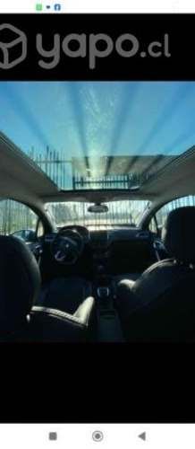 Peugeot 2008 allure bluehndi MT5 E6