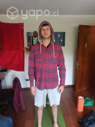 Poleron Rip Curl escoses botones y gorro L slimfit