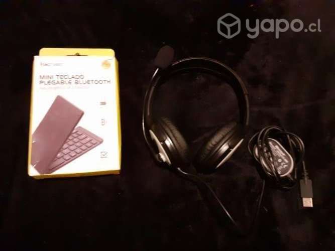 Audífonos con micrófono más teclado portatil