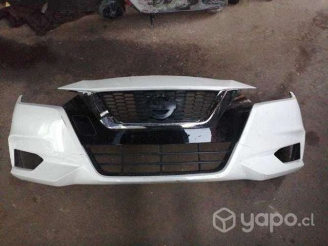Parachoque delantero nissan new versa 2021-2022