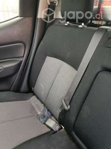 MITSUBISHI L200, año 2020