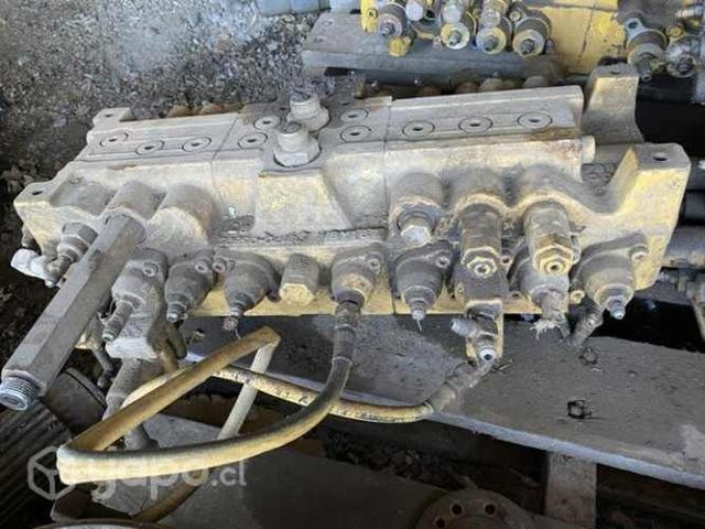 Caja de válvula excavadora Caterpillar 312