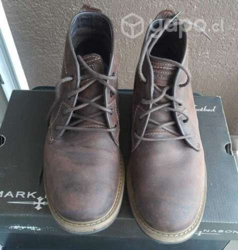 Botin 100% cuero by skechers talla 44