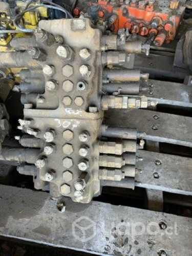 Caja de válvula excavadora Caterpillar modelo 307