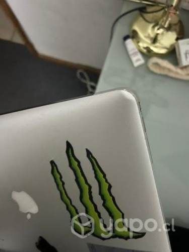 Mackbook air 2015 2,2 GHZ Intel core7 8 GB 250GB