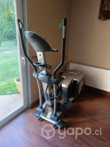 Elíptica BH Fitness