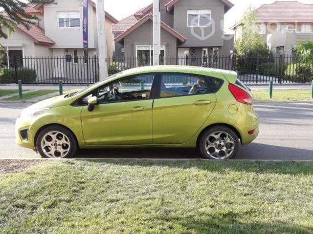 Ford Fiesta SE