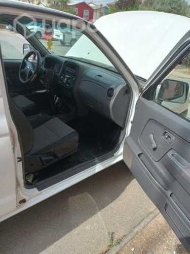 Nissan Terrano ( Bencinera 4x2 )