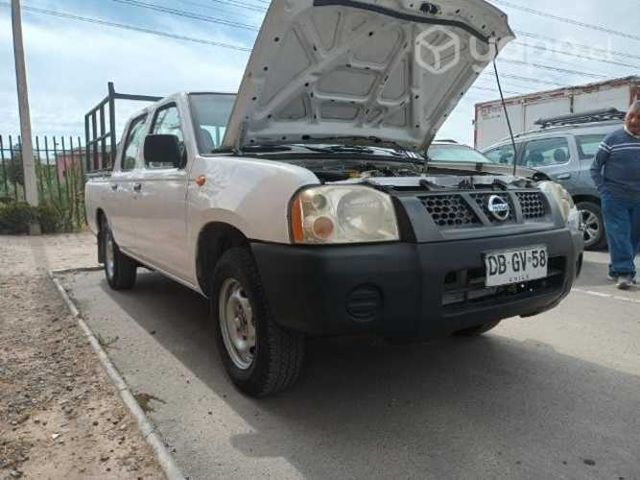 Nissan Terrano ( Bencinera 4x2 )