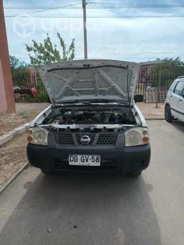 Nissan Terrano ( Bencinera 4x2 )