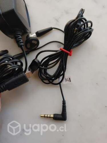 Cargador BlackBerry y manos libres