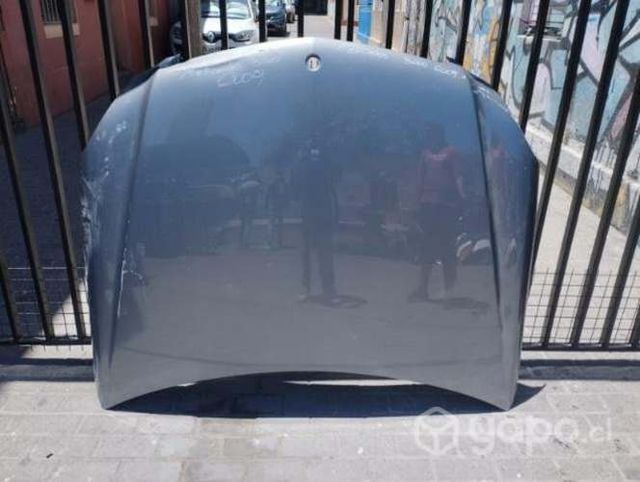 Capot Mercedes Benz B200 2009