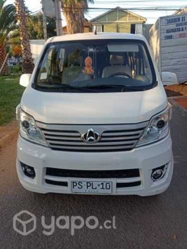 Mini van, de pasajeros con ventanas, y furgon