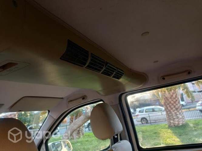 Mini van, de pasajeros con ventanas, y furgon