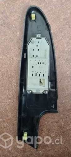 Botonera alzavidrio toyota urban cruiser