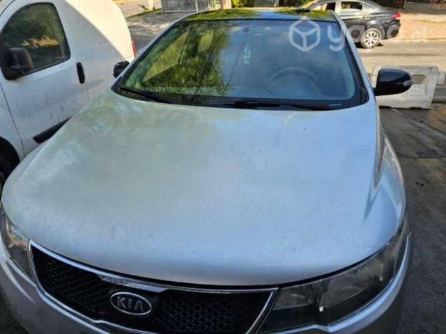 Capot kia cerato 2012