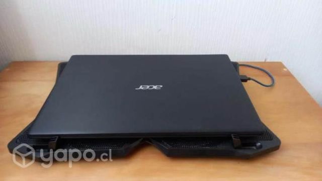 Notebook acer, cargador original y ventilador