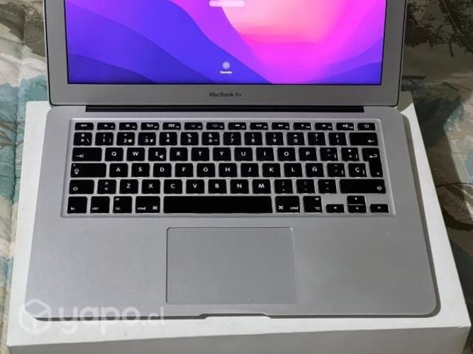 MacBook Air 13” 8GB RAM, 256Gb SSD