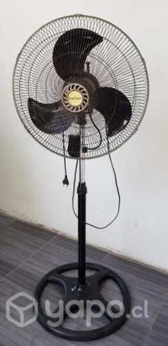 Ventilador grande silver crown