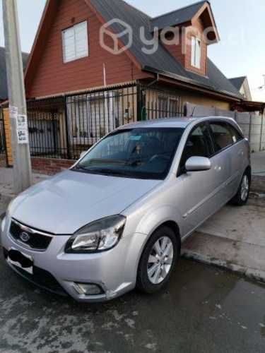 Kia motors rio 2010